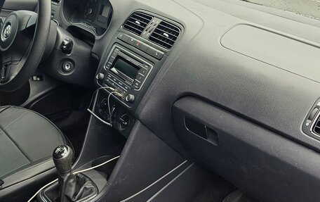 Volkswagen Polo VI (EU Market), 2013 год, 750 000 рублей, 6 фотография