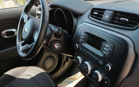 KIA Soul II рестайлинг, 2015 год, 1 800 000 рублей, 4 фотография