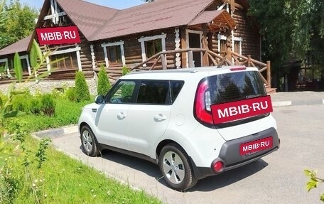 KIA Soul II рестайлинг, 2015 год, 1 800 000 рублей, 2 фотография