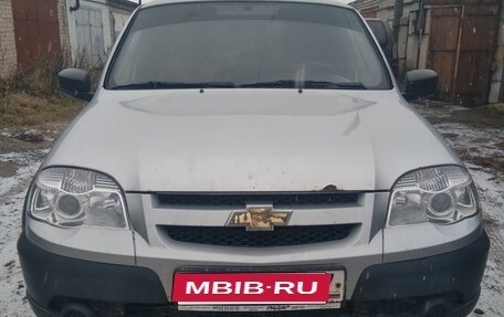 Chevrolet Niva I рестайлинг, 2014 год, 420 000 рублей, 1 фотография