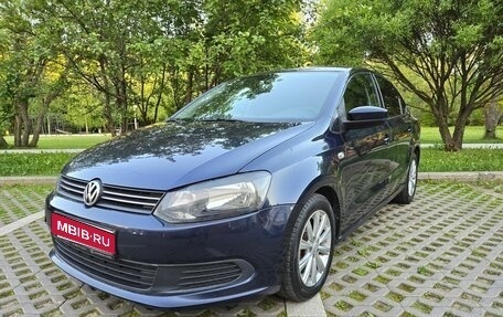 Volkswagen Polo VI (EU Market), 2014 год, 860 000 рублей, 1 фотография