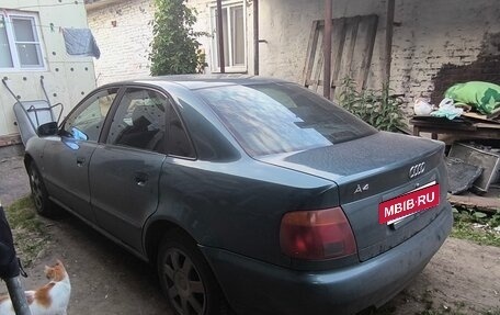 Audi A4, 1996 год, 350 000 рублей, 2 фотография