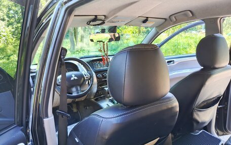 Mitsubishi Pajero Sport II рестайлинг, 2011 год, 1 420 000 рублей, 17 фотография