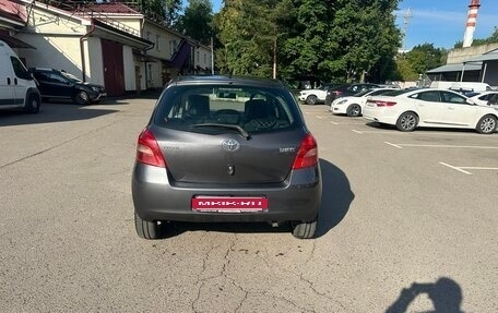 Toyota Yaris III рестайлинг, 2008 год, 460 000 рублей, 9 фотография
