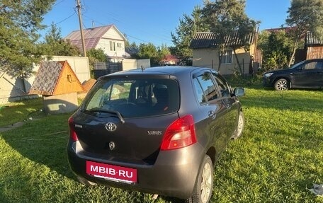 Toyota Yaris III рестайлинг, 2008 год, 460 000 рублей, 10 фотография