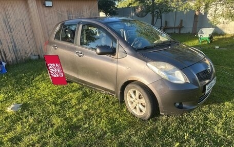 Toyota Yaris III рестайлинг, 2008 год, 460 000 рублей, 5 фотография