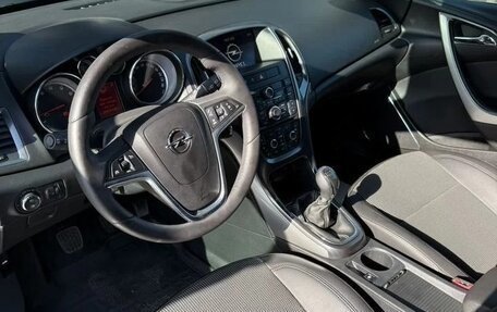 Opel Astra J, 2012 год, 730 000 рублей, 6 фотография