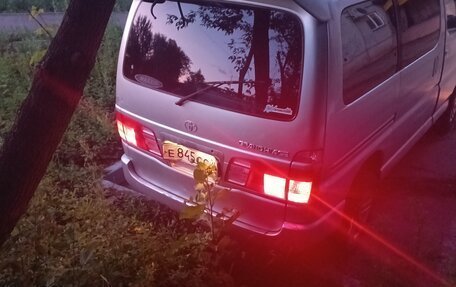 Toyota Grand HiAce I, 2000 год, 870 000 рублей, 5 фотография