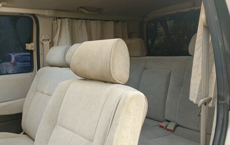Toyota Grand HiAce I, 2000 год, 870 000 рублей, 13 фотография