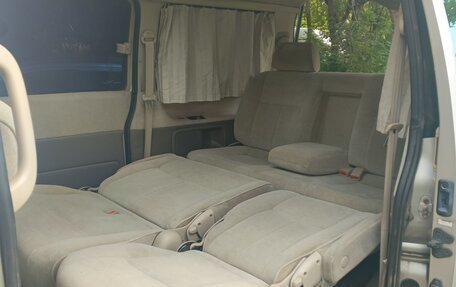 Toyota Grand HiAce I, 2000 год, 870 000 рублей, 16 фотография