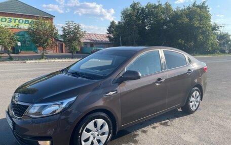 KIA Rio III рестайлинг, 2016 год, 970 000 рублей, 3 фотография