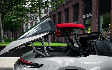 Porsche 911, 2025 год, 30 990 000 рублей, 10 фотография