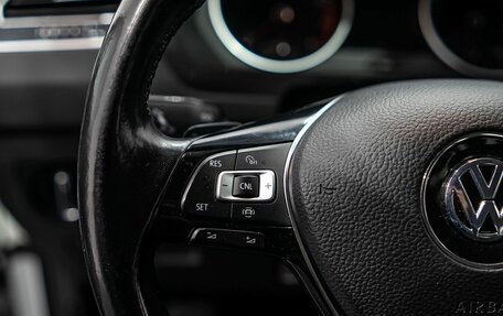 Volkswagen Tiguan II, 2020 год, 2 399 000 рублей, 13 фотография