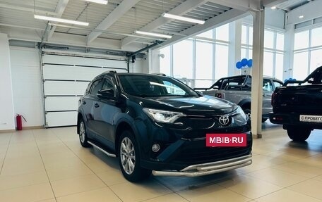 Toyota RAV4, 2015 год, 2 649 900 рублей, 8 фотография
