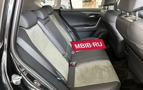Toyota RAV4, 2025 год, 3 950 000 рублей, 25 фотография