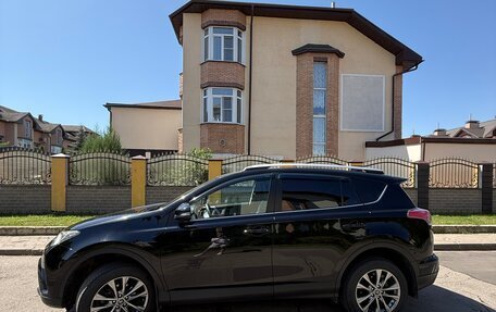 Toyota RAV4, 2018 год, 2 800 000 рублей, 4 фотография