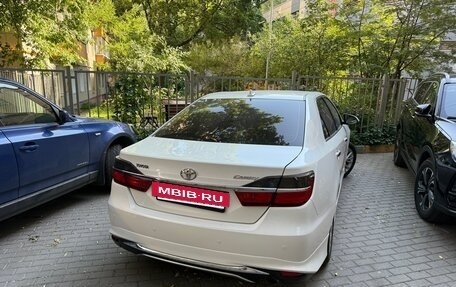 Toyota Camry, 2015 год, 1 580 000 рублей, 4 фотография
