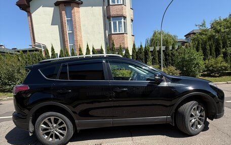 Toyota RAV4, 2018 год, 2 800 000 рублей, 5 фотография