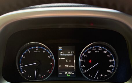 Toyota RAV4, 2018 год, 2 800 000 рублей, 9 фотография