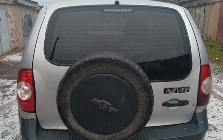 Chevrolet Niva I рестайлинг, 2014 год, 420 000 рублей, 3 фотография