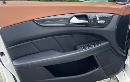 Mercedes-Benz CLS, 2015 год, 3 000 000 рублей, 7 фотография