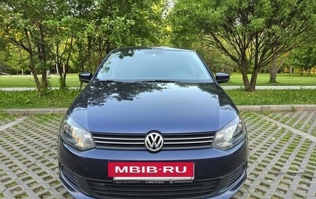 Volkswagen Polo VI (EU Market), 2014 год, 860 000 рублей, 2 фотография