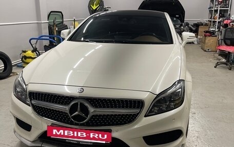 Mercedes-Benz CLS, 2015 год, 3 000 000 рублей, 16 фотография