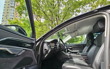 Audi A8, 2019 год, 5 700 000 рублей, 14 фотография