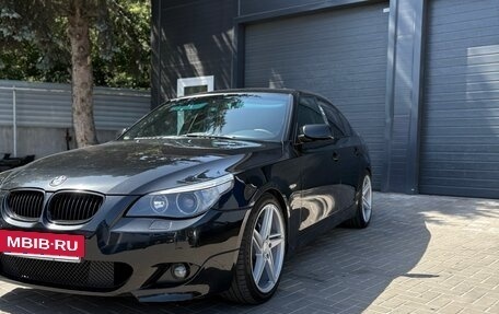 BMW 5 серия, 2004 год, 1 500 000 рублей, 2 фотография