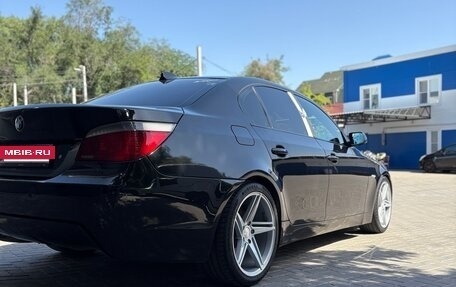 BMW 5 серия, 2004 год, 1 500 000 рублей, 4 фотография