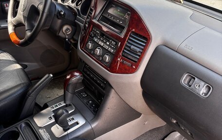 Mitsubishi Pajero III рестайлинг, 2003 год, 1 200 000 рублей, 9 фотография