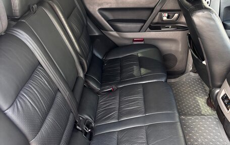 Mitsubishi Pajero III рестайлинг, 2003 год, 1 200 000 рублей, 7 фотография