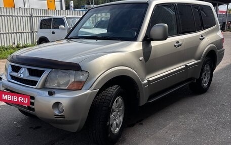 Mitsubishi Pajero III рестайлинг, 2003 год, 1 200 000 рублей, 2 фотография