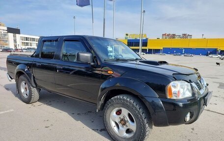 Nissan NP300, 2010 год, 990 000 рублей, 3 фотография