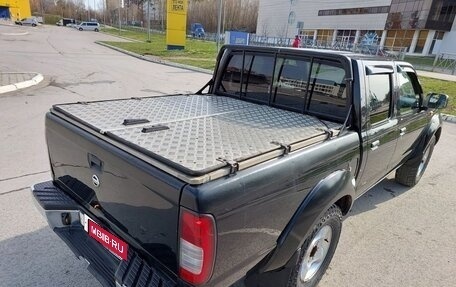 Nissan NP300, 2010 год, 990 000 рублей, 7 фотография