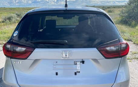 Honda Fit, 2022 год, 1 550 000 рублей, 2 фотография