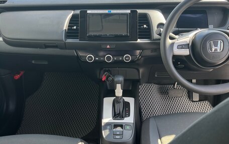 Honda Fit, 2022 год, 1 550 000 рублей, 7 фотография