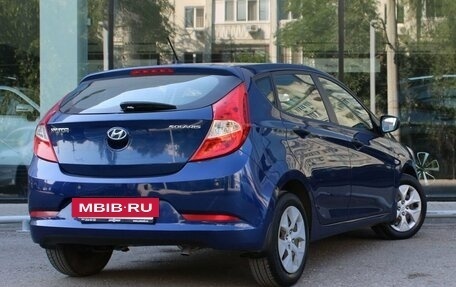Hyundai Solaris II рестайлинг, 2015 год, 920 000 рублей, 5 фотография