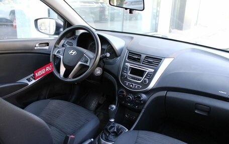 Hyundai Solaris II рестайлинг, 2015 год, 920 000 рублей, 9 фотография