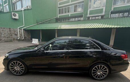 Mercedes-Benz E-Класс, 2015 год, 2 900 000 рублей, 6 фотография