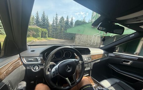 Mercedes-Benz E-Класс, 2015 год, 2 900 000 рублей, 9 фотография