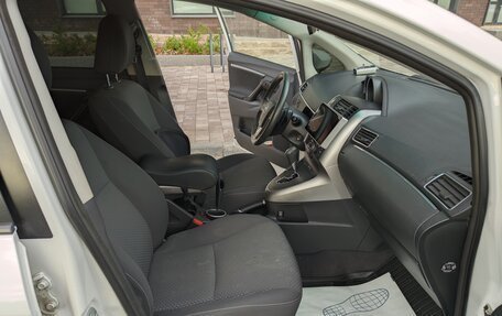 Toyota Verso I, 2013 год, 1 490 000 рублей, 5 фотография
