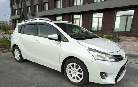 Toyota Verso I, 2013 год, 1 490 000 рублей, 13 фотография