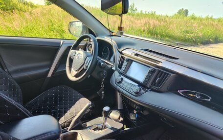 Toyota RAV4, 2017 год, 2 150 000 рублей, 13 фотография