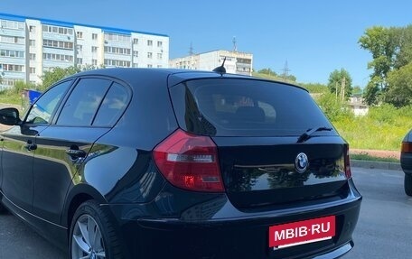 BMW 1 серия, 2011 год, 1 400 000 рублей, 5 фотография