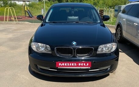 BMW 1 серия, 2011 год, 1 400 000 рублей, 9 фотография