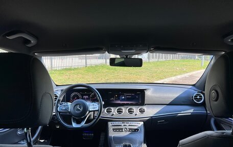 Mercedes-Benz E-Класс, 2020 год, 3 350 000 рублей, 8 фотография