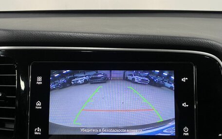 Mitsubishi Outlander III рестайлинг 3, 2020 год, 2 150 000 рублей, 19 фотография