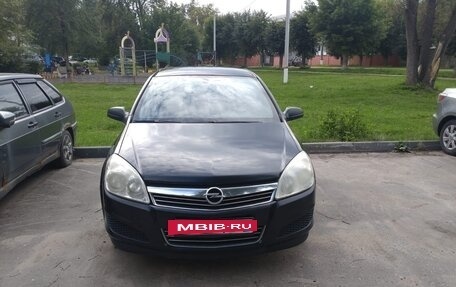 Opel Astra H, 2008 год, 370 000 рублей, 2 фотография