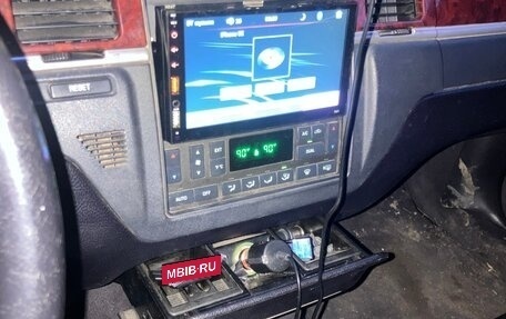 Lincoln Town Car III рестайлинг, 2003 год, 500 000 рублей, 5 фотография
